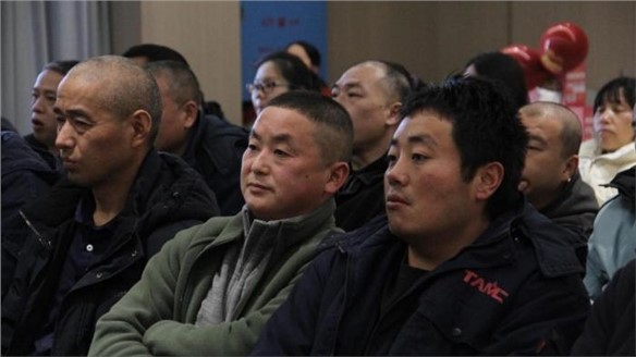 “共鑒輝煌，同繪新章 ”---共慶火炬安泰 2024 年終盛典